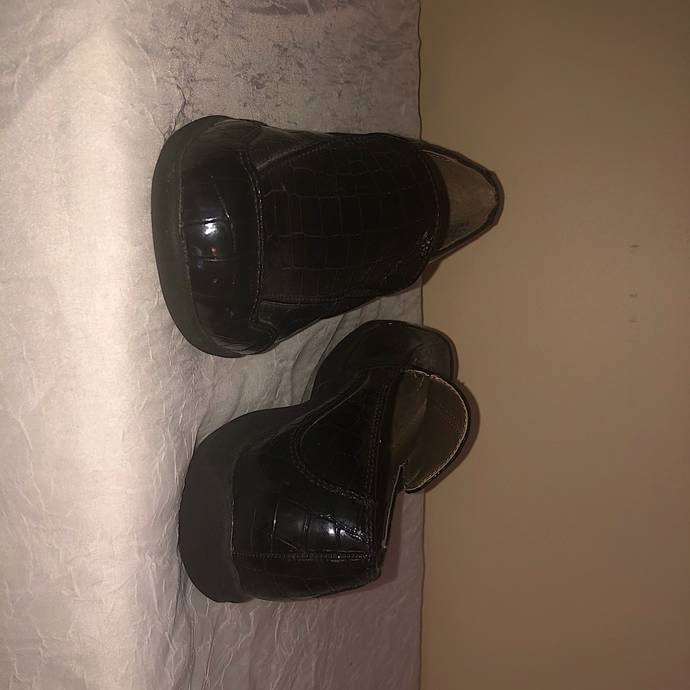 Flat loafers black
